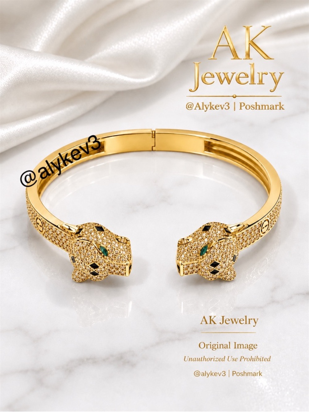 💎LUXURY Panther Bracelet in Beautiful Diamonds in 18k, Emerald Green Eyes GP